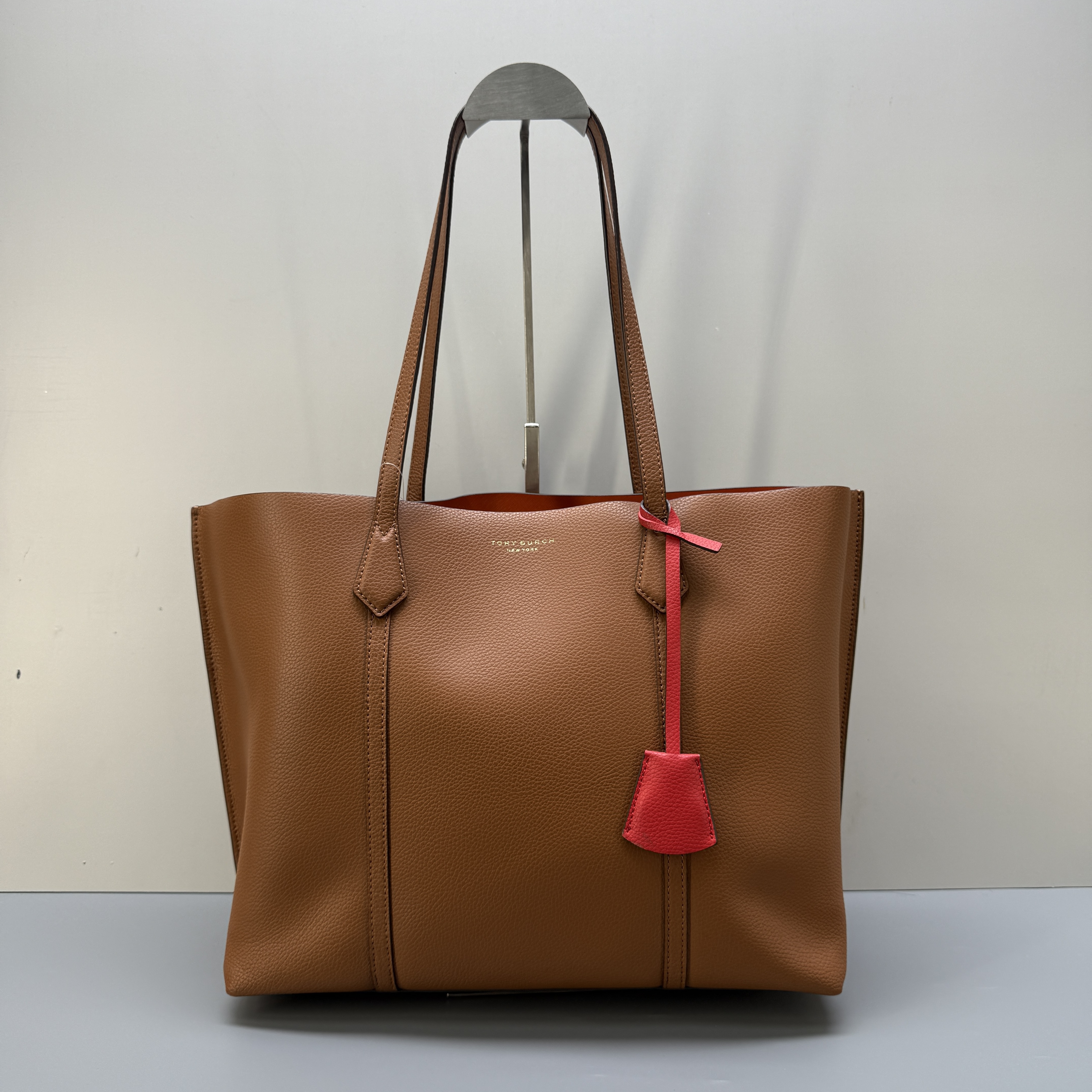 95新 TORY BURCH/汤丽柏琦 棕色大号托特包34X28X13cmL072706