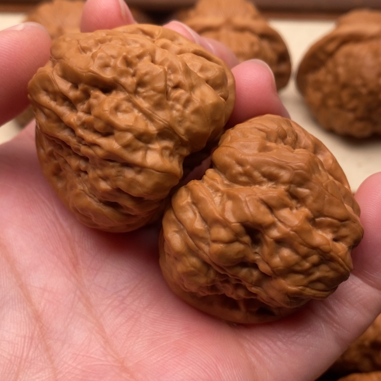 【闪购商品】把件文玩核桃边40左右