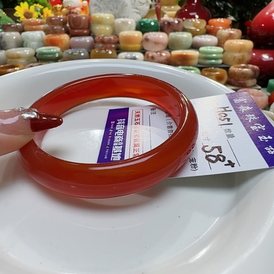 玛瑙/玉髓手镯未镶嵌