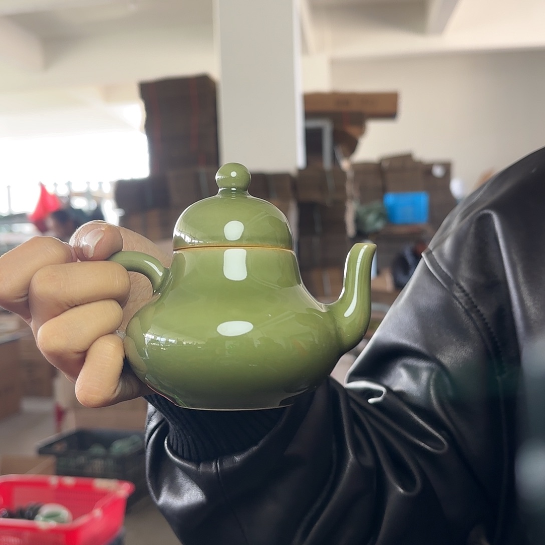 龙泉云间青瓷小米茶器