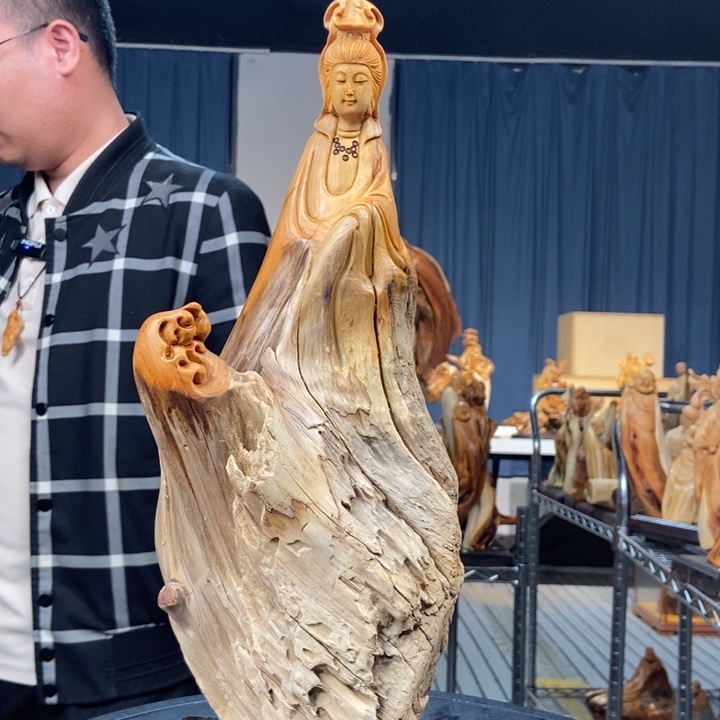 柏木（崖柏）随型摆件