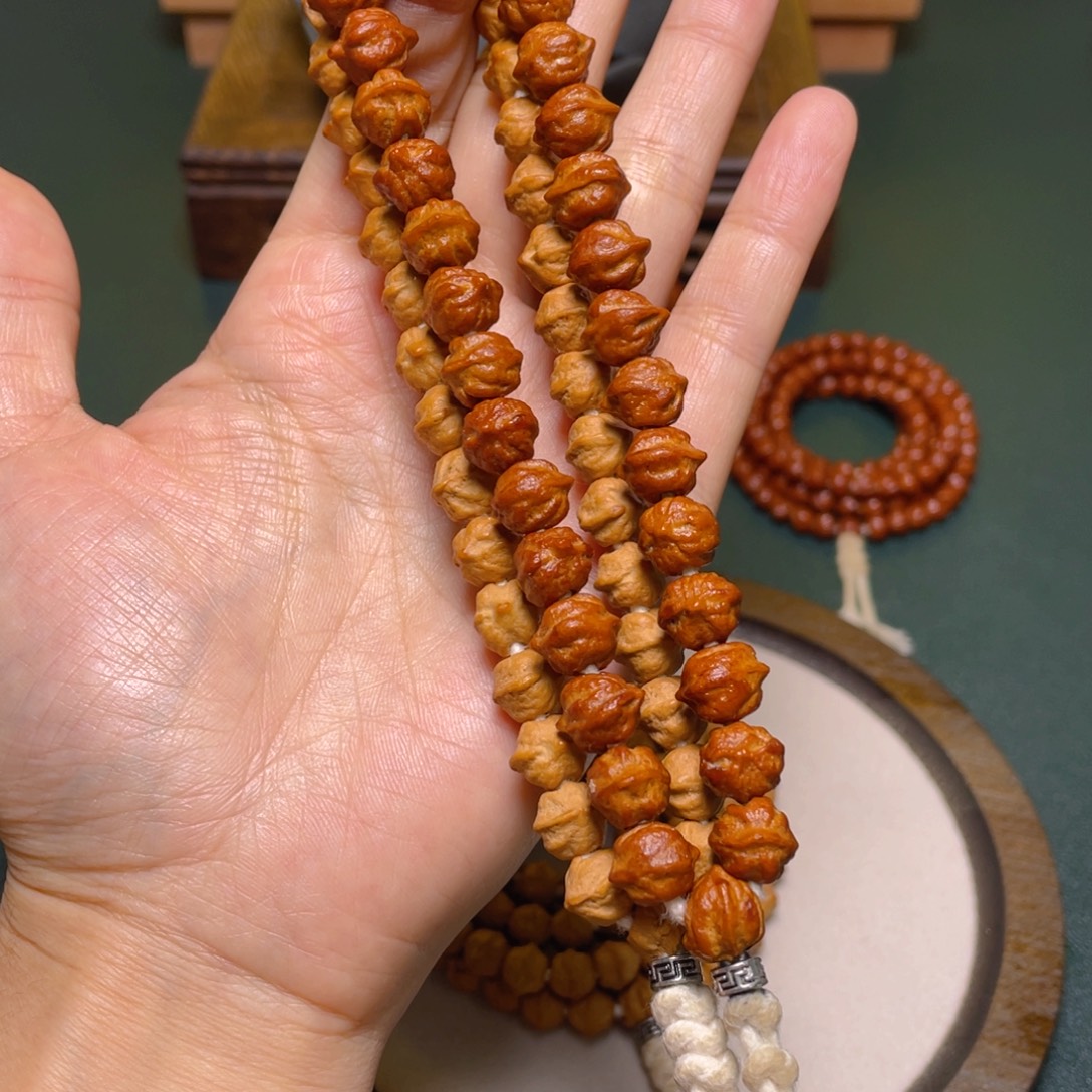 柏香籽/百香籽吊坠白牙横打手持