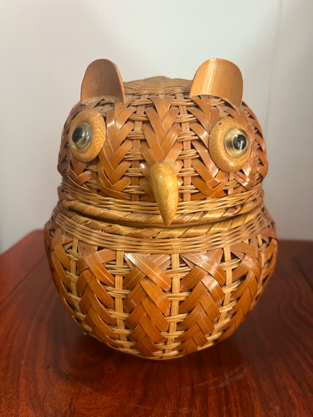 竹编漆器摆件猫头鹰