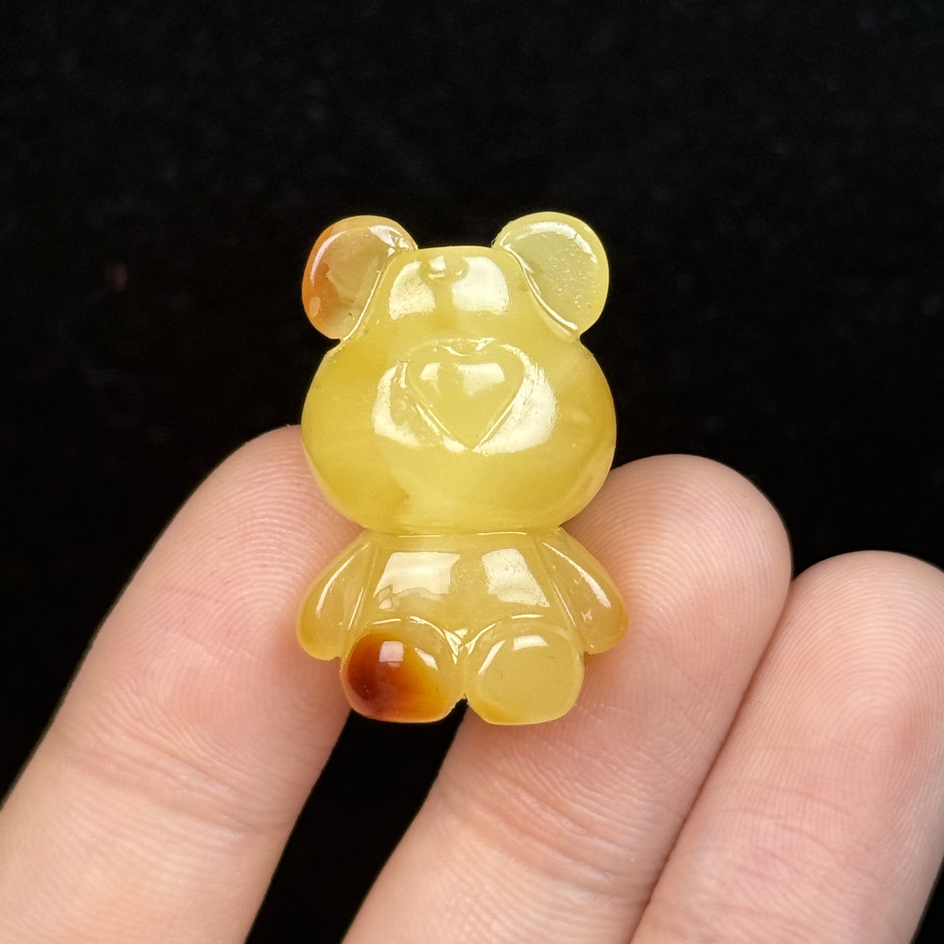 K9441天然原矿蜜蜡 雕刻小熊17*28*16mm 支持鉴定 假一罚十
