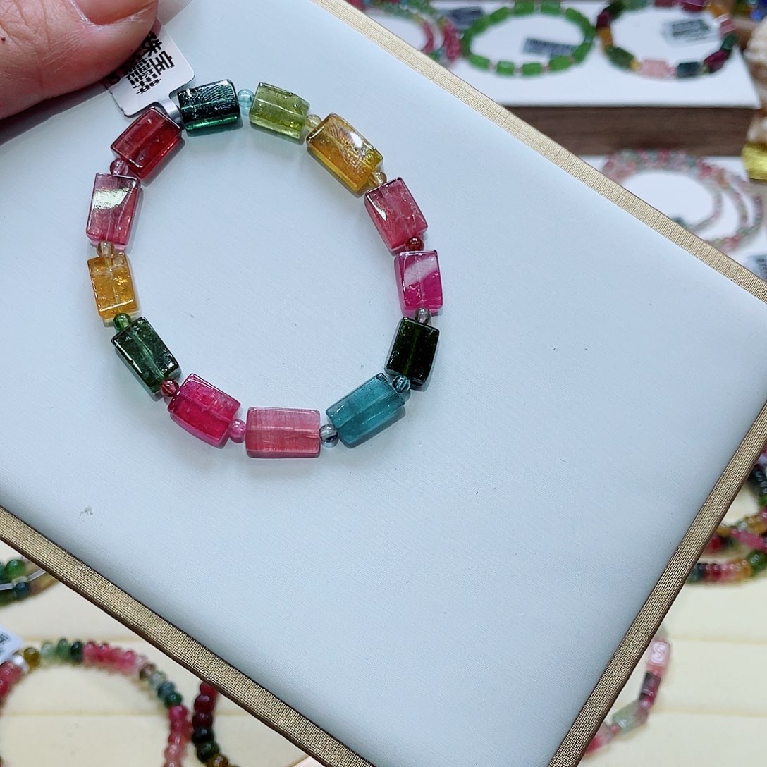 碧玺手串未镶嵌多样性发其一