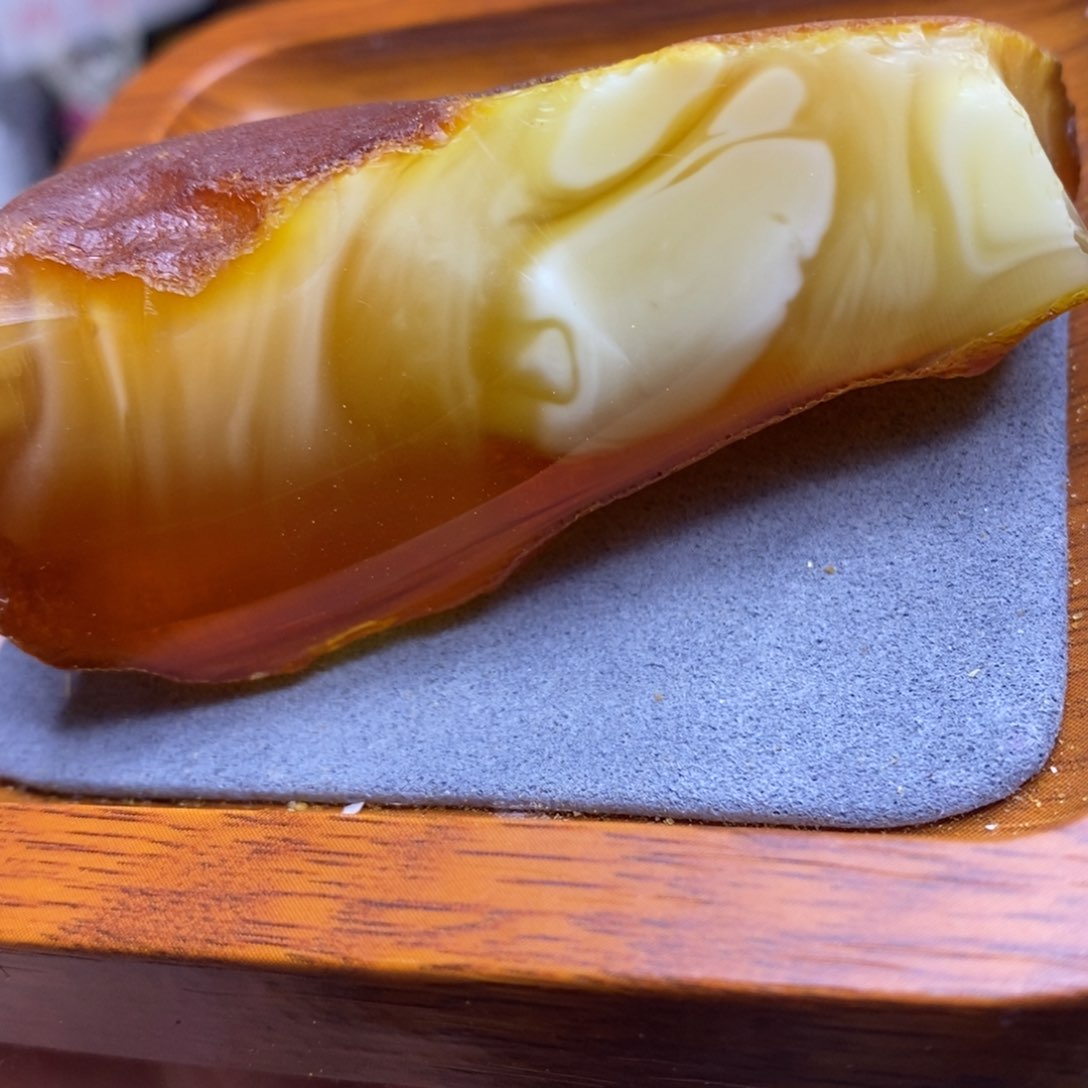定制琥珀未镶嵌刘*鹏胖