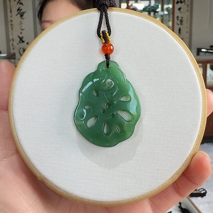 密玉（石英质玉）未镶嵌颈饰