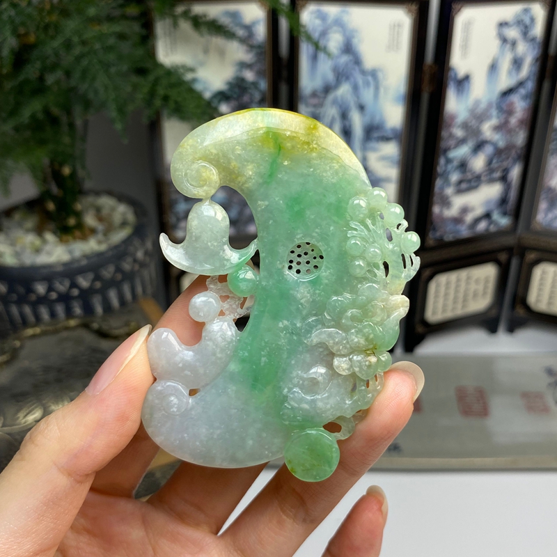 老种黄加绿花开富贵挂件 天然翡翠A货