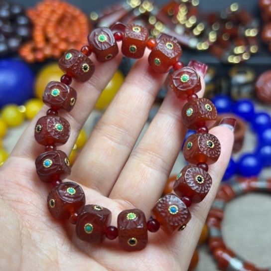 玛瑙/玉髓颈饰未镶嵌