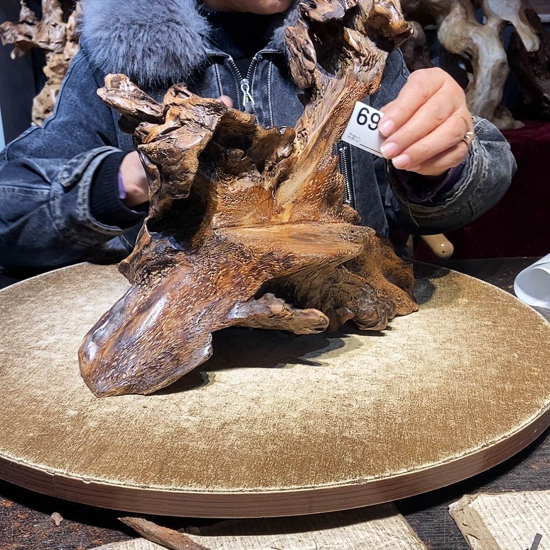 孙***哥698。株木随行根艺