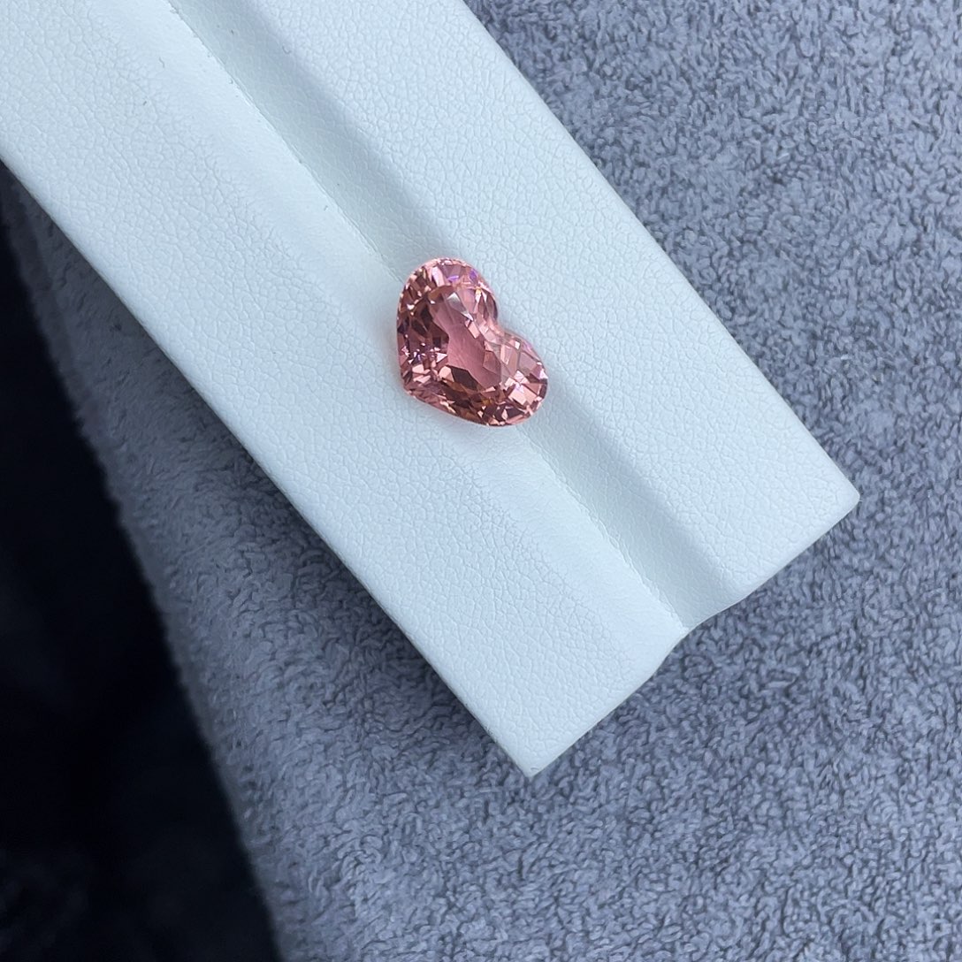裸石碧玺未镶嵌5.67Ct