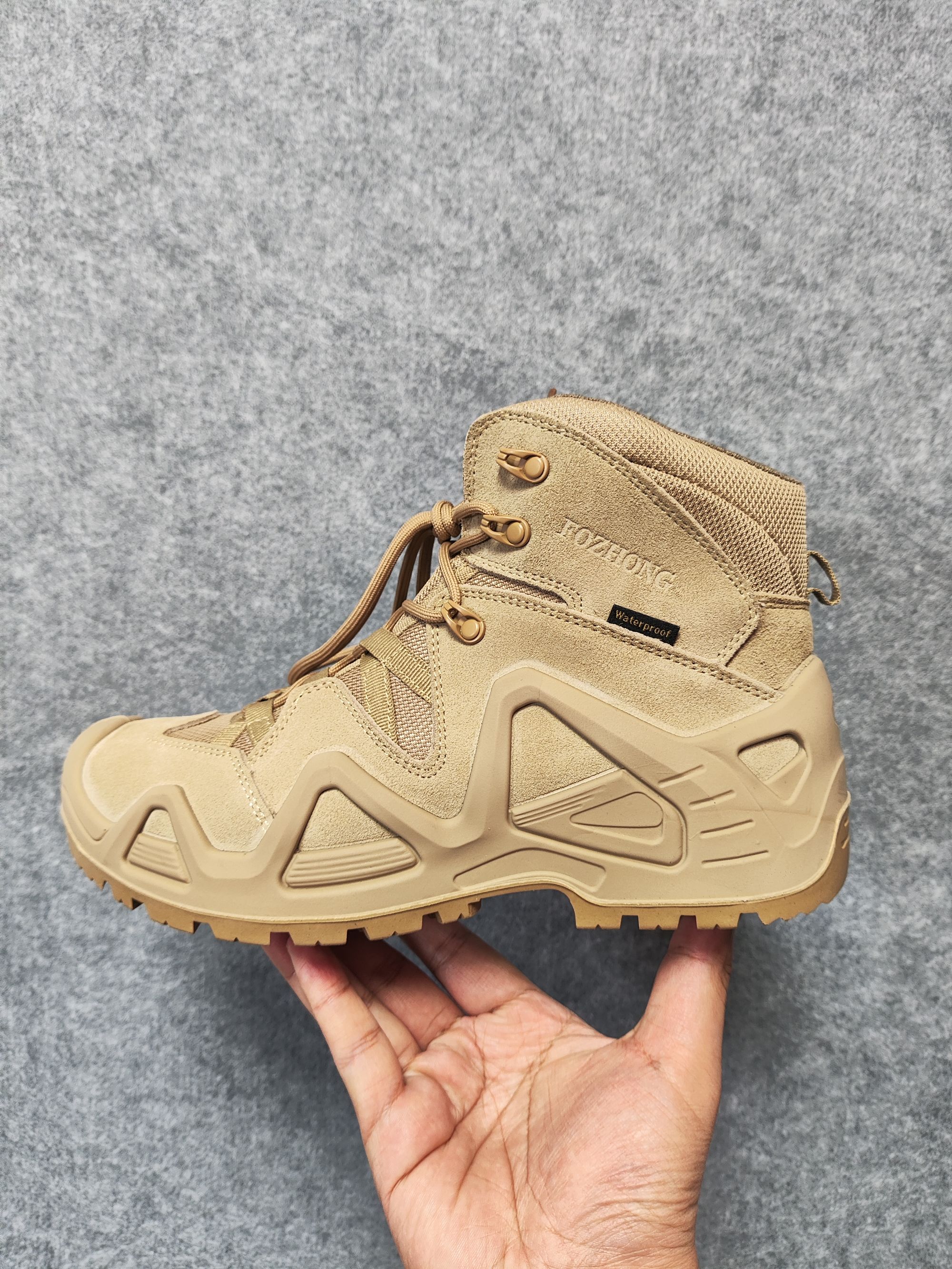 （福中户外）户外登山轻便涉水靴战术靴防滑休闲运动短靴中帮沙色