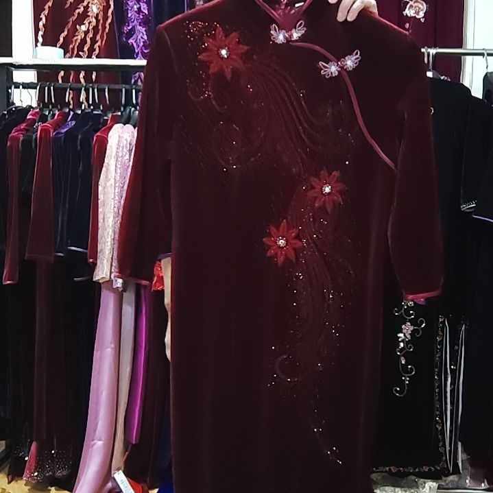 酒红色金丝绒重工中长旗袍2XL120-130内