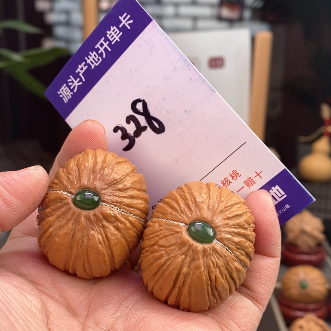 文玩核桃把件39埋银线镶嵌猴头元宝328号