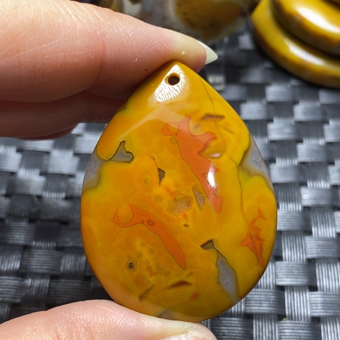 玛瑙/玉髓颈饰未镶嵌