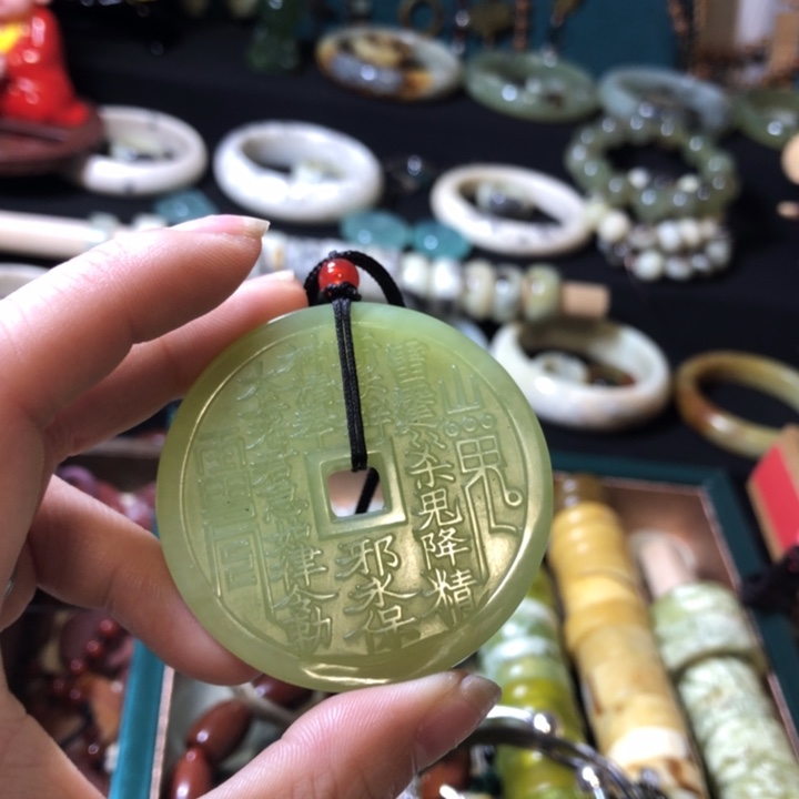 岫玉未镶嵌岫玉耳环