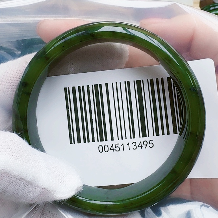 和田玉（碧玉）手镯未镶嵌6162包容