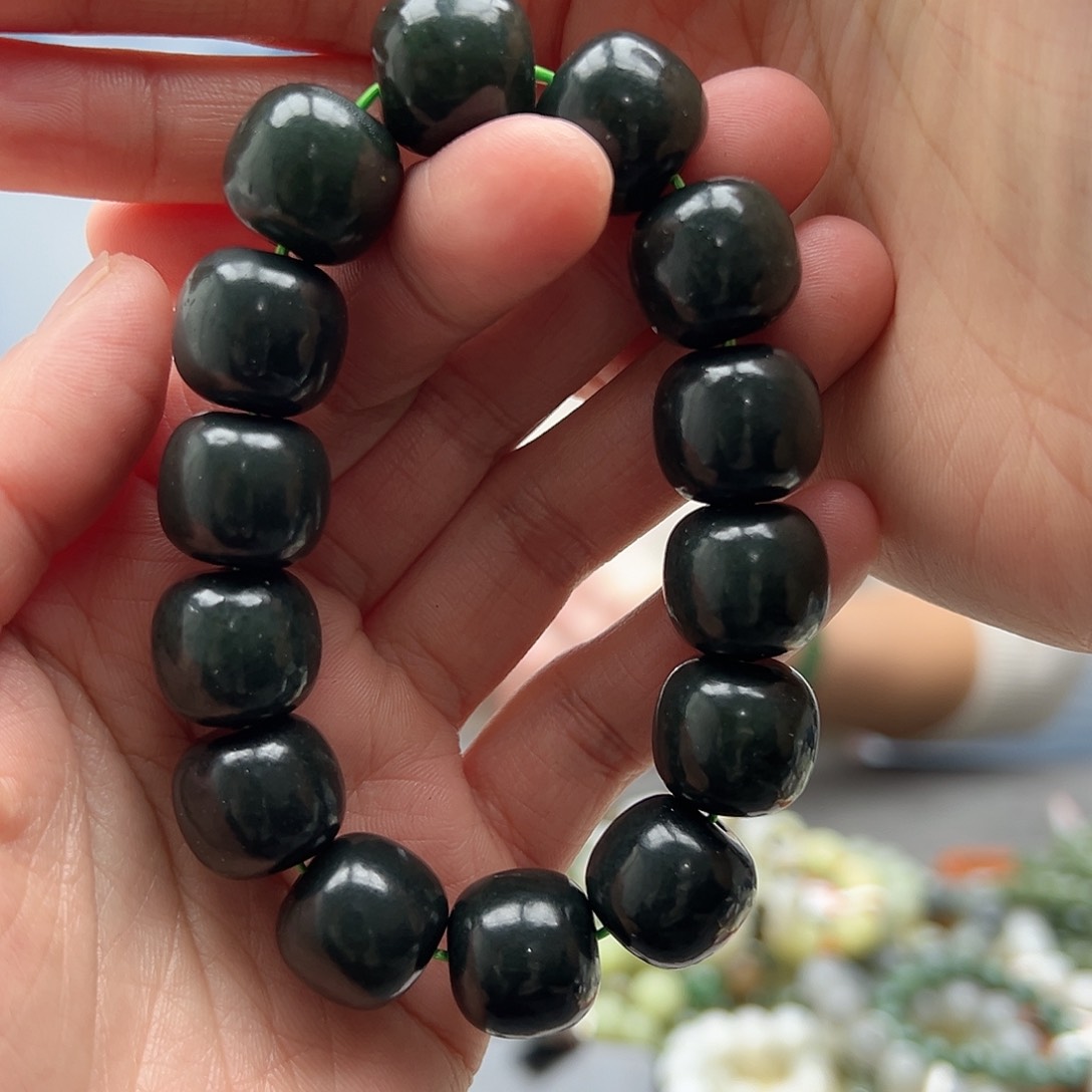 和田玉手串未镶嵌16老型珠