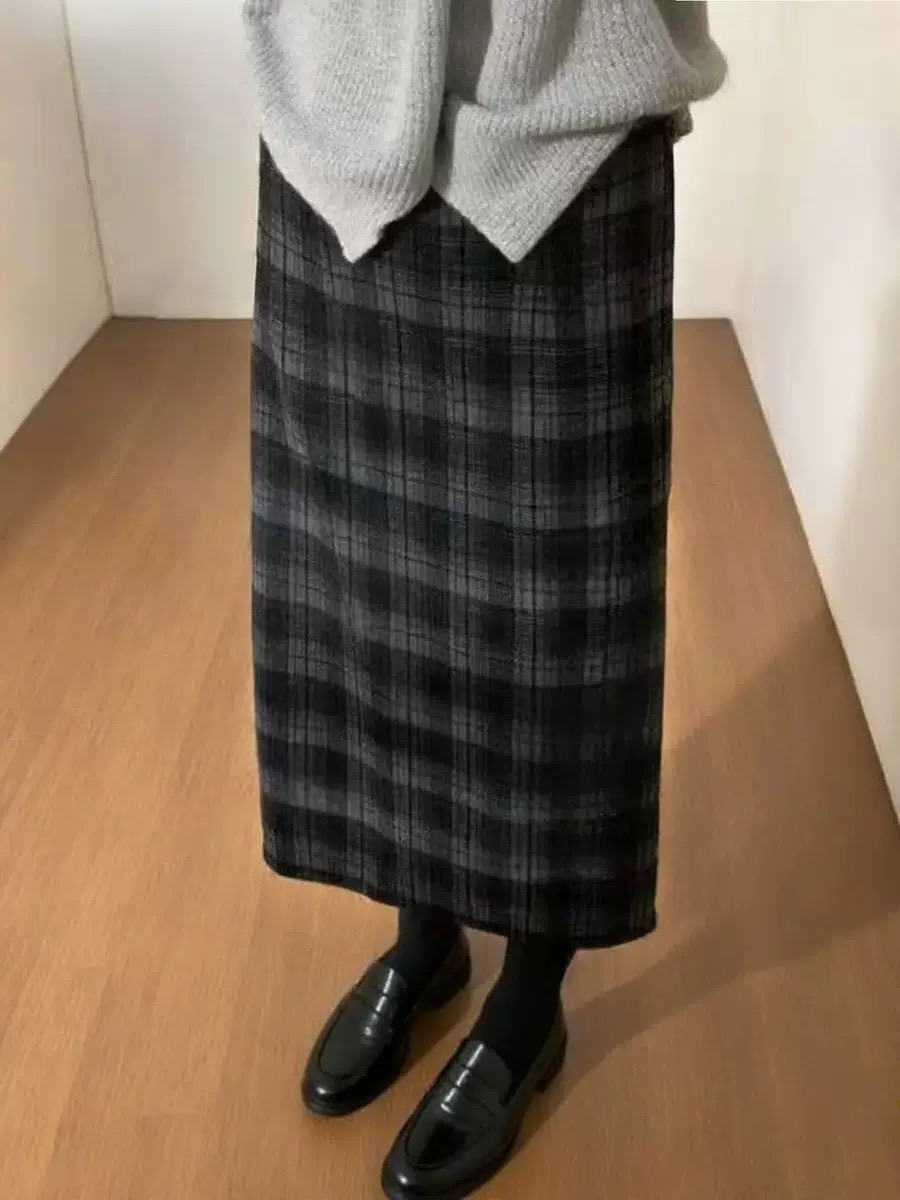 402L2531格子开叉半身裙女秋冬2025加绒加厚毛呢中长款直筒包臀裙