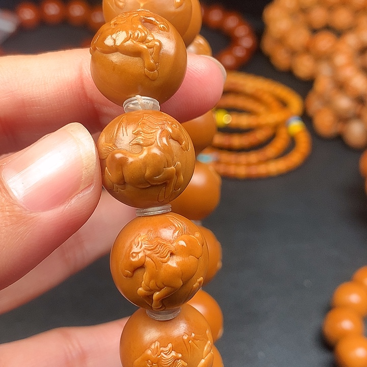 橄榄核手串/手链潘****?微花骏马17