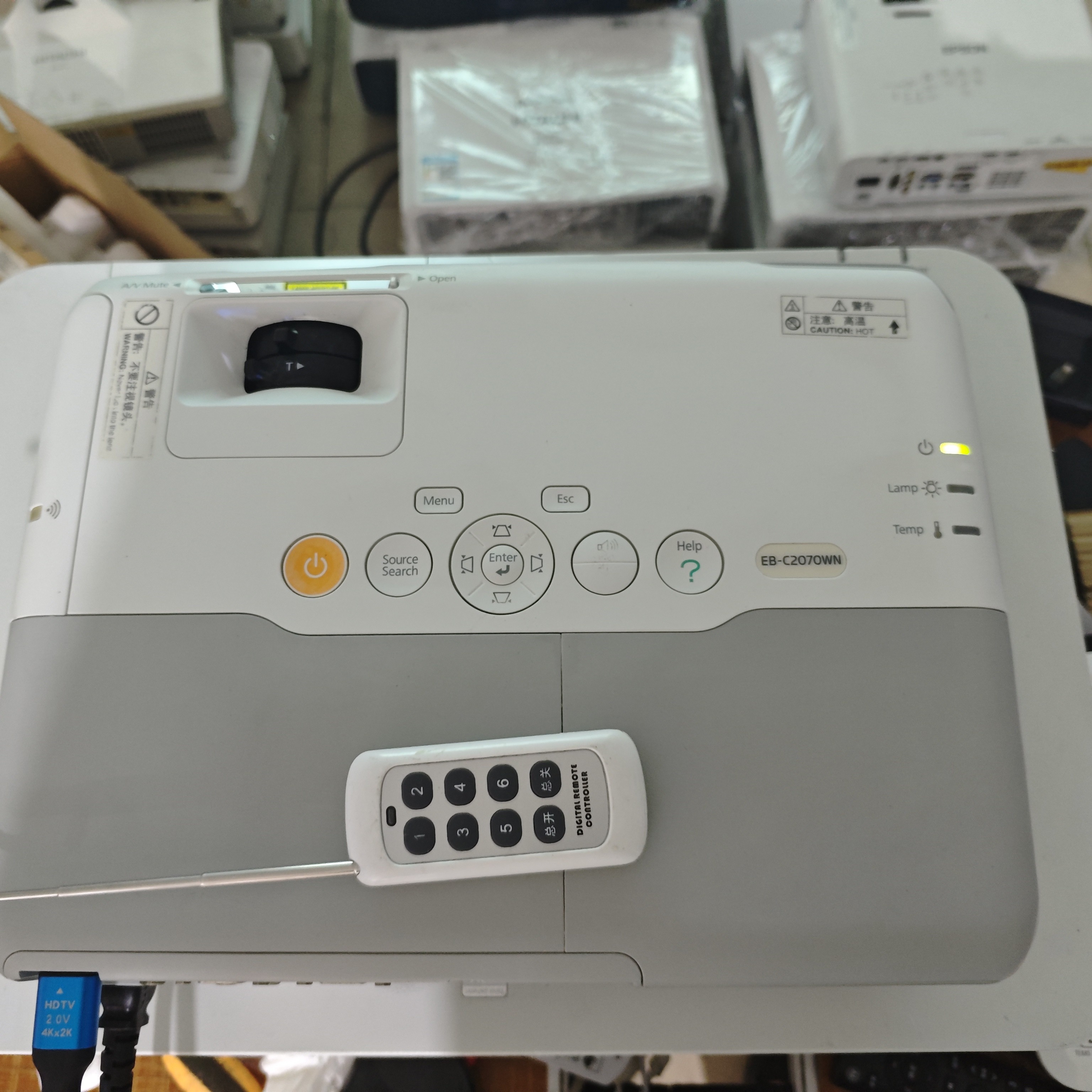 3200流明1280分辨率4米100寸二手不包邮