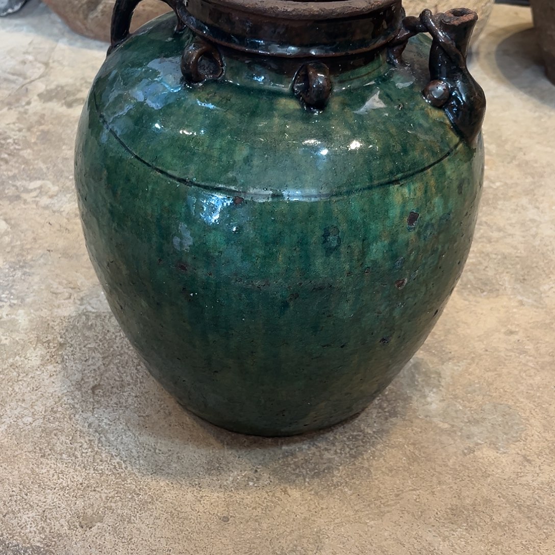 罐可以放水可以插花