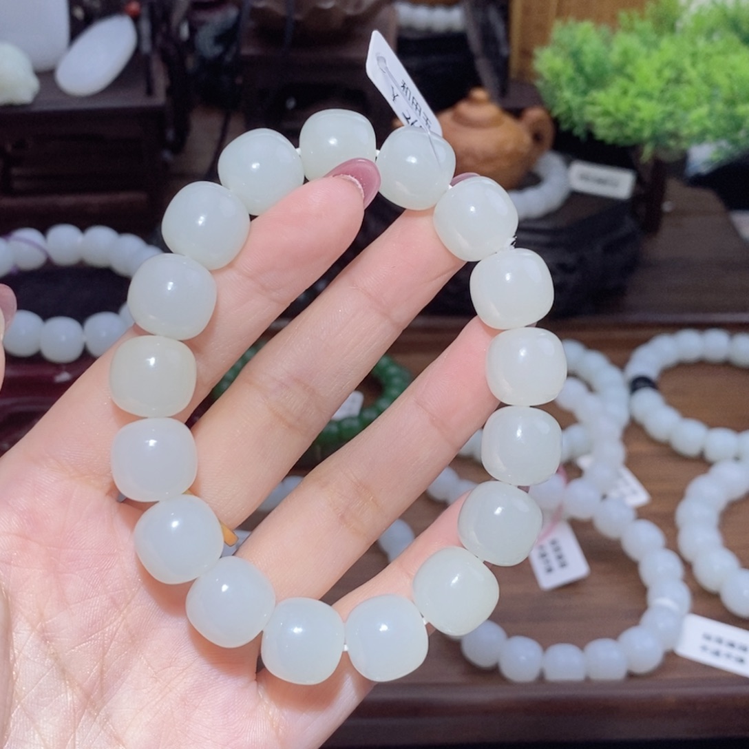 手链未镶嵌和田玉卡13