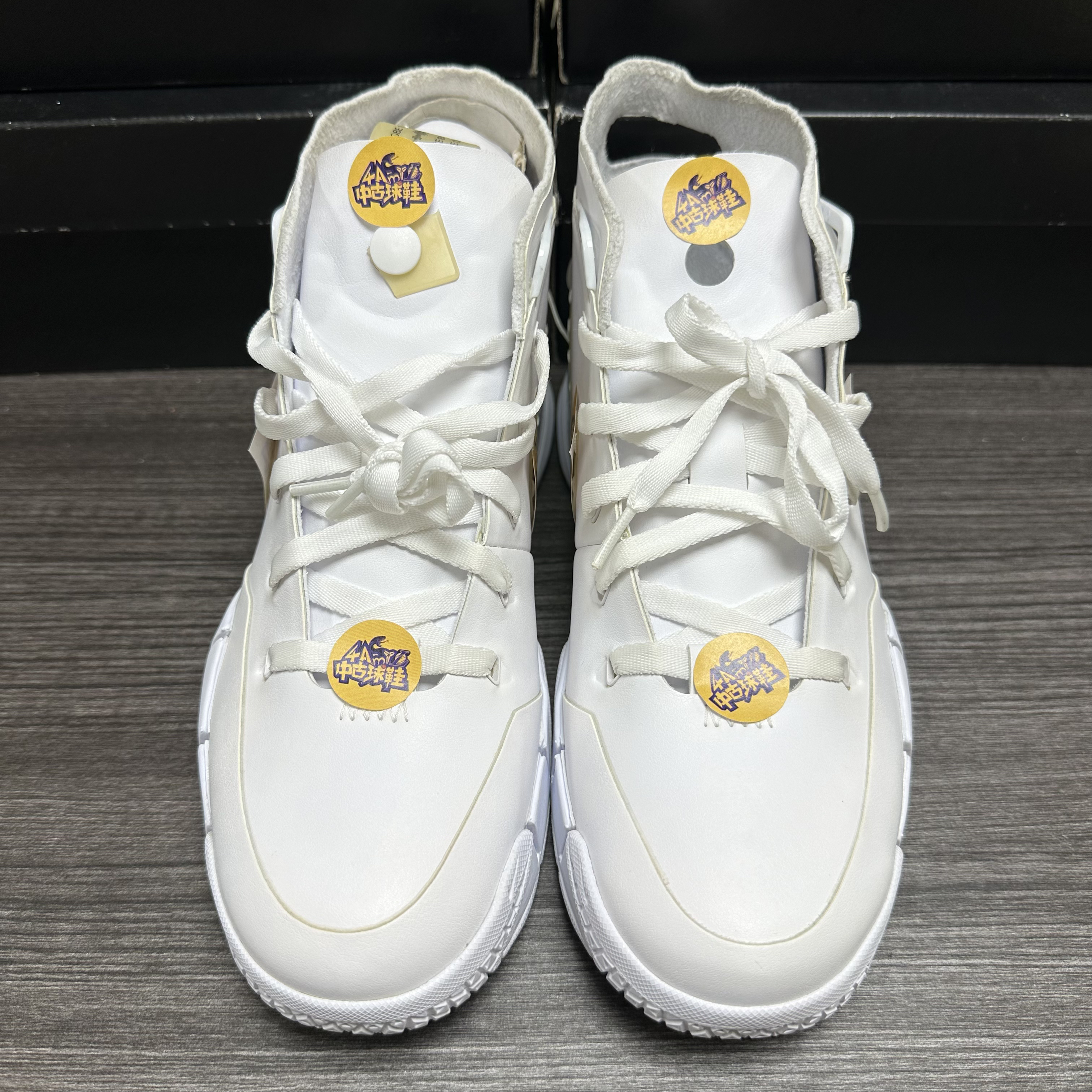 zk1降噪 42码原盒 全新鞋 Kobe1代降噪
