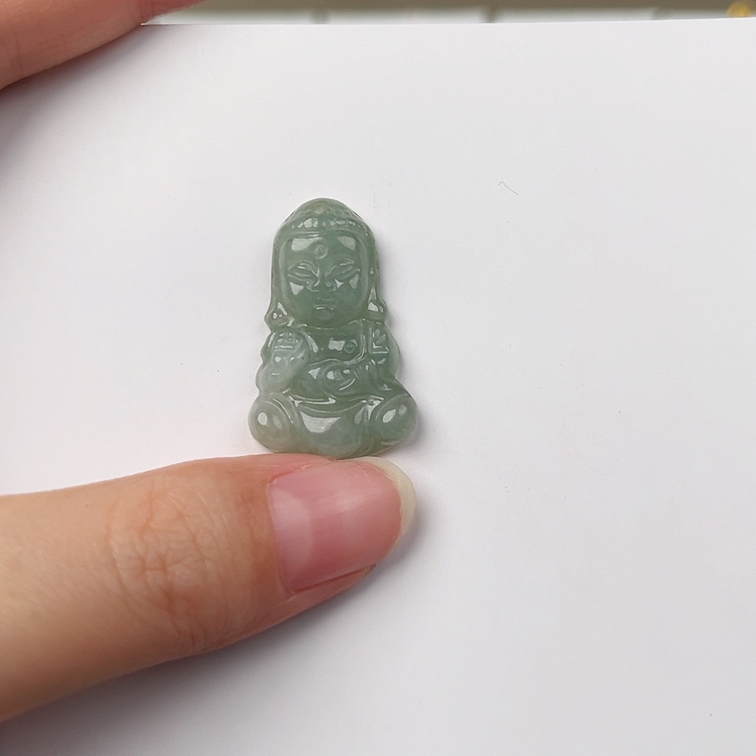 翡翠颈饰未镶嵌宝宝佛