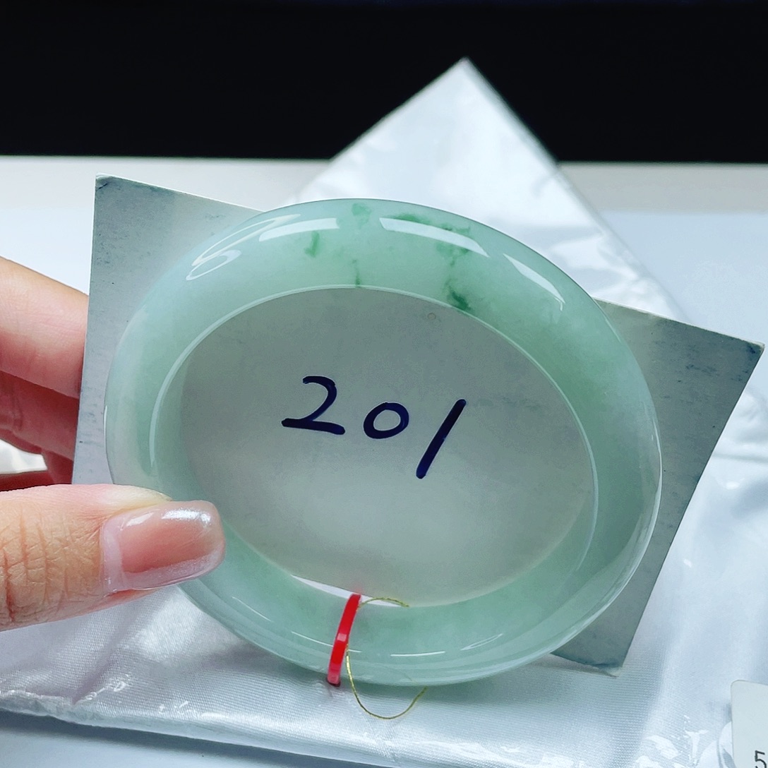 翡翠未镶嵌手镯 正圈59+