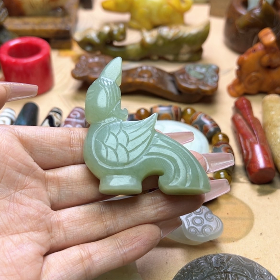 【闪购商品】蛇纹石玉颈饰未镶嵌