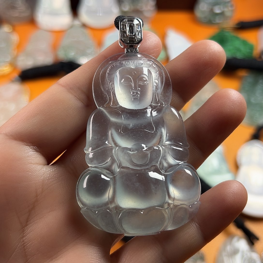 翡翠挂件未镶嵌高冰