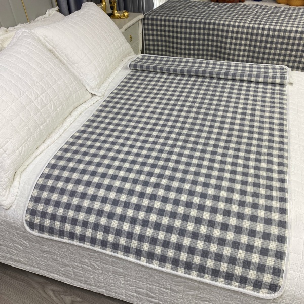 0.9*2米纯棉夹棉床盖学生宿舍防滑沙发飘窗垫隔脏垫可机洗榻榻米