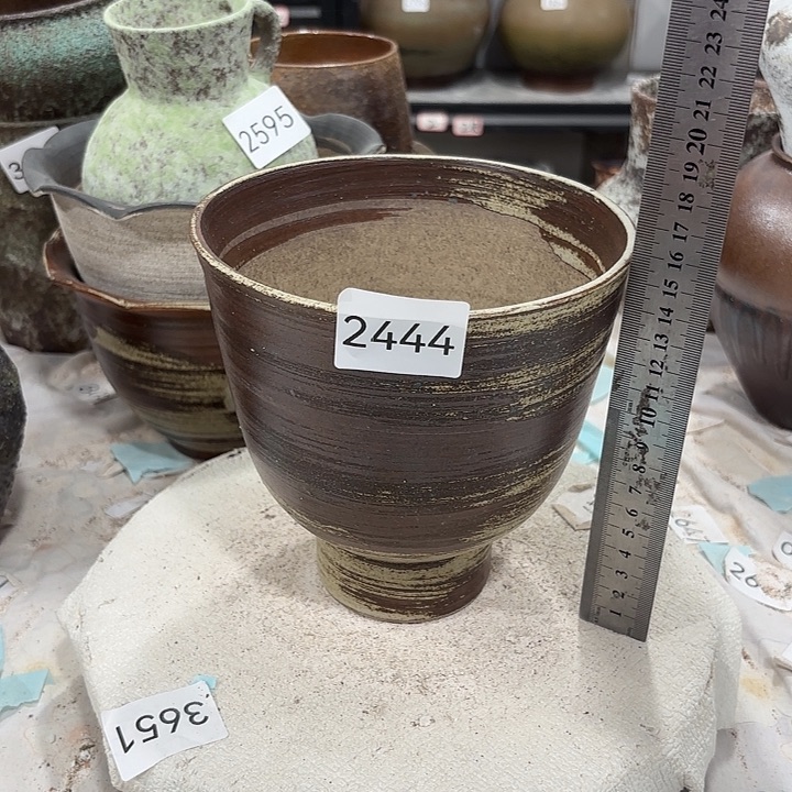 摆件高16，口15，2444、无孔瑕疵处理