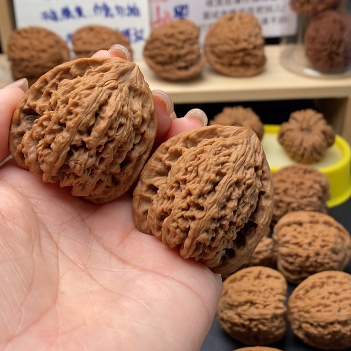 文玩核桃吊坠大*哥拉丝老疆0347