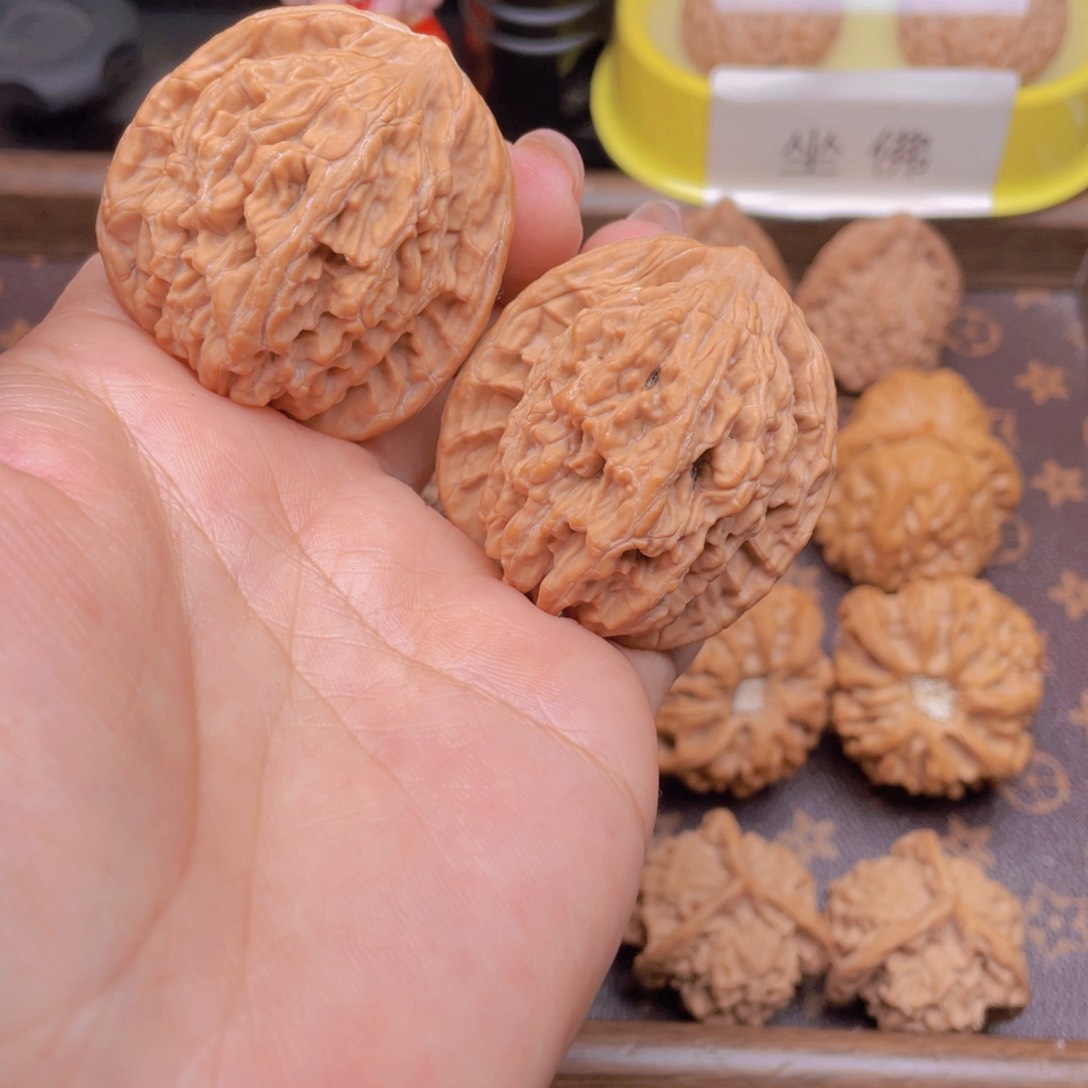 文玩核桃吊坠全品虎头41