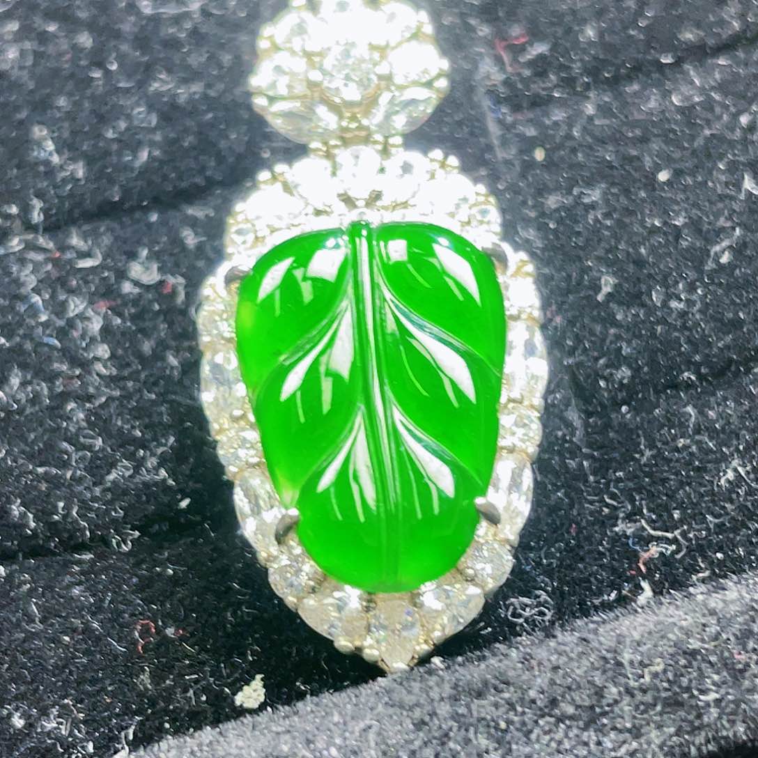 翡翠颈饰未镶嵌790，