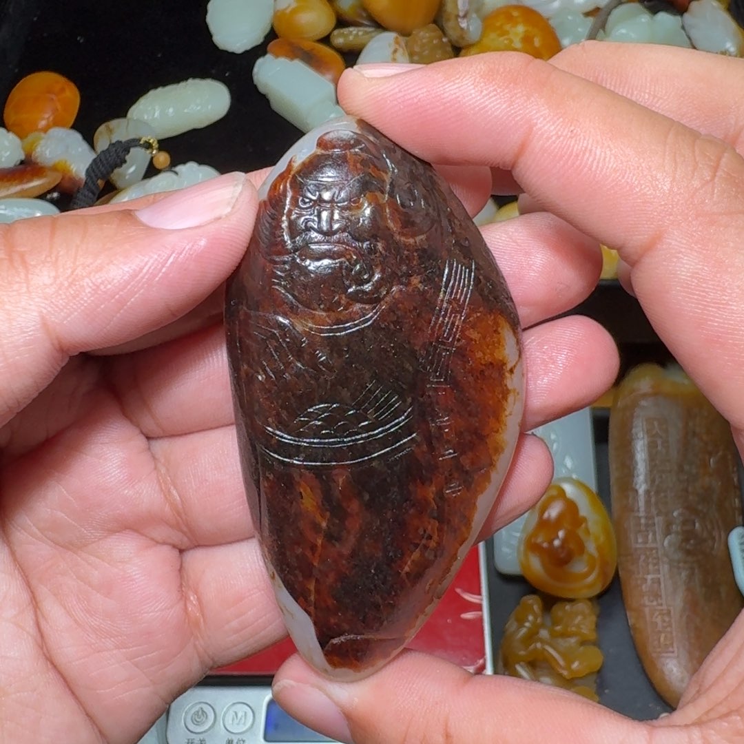 和田玉颈饰未镶嵌王*