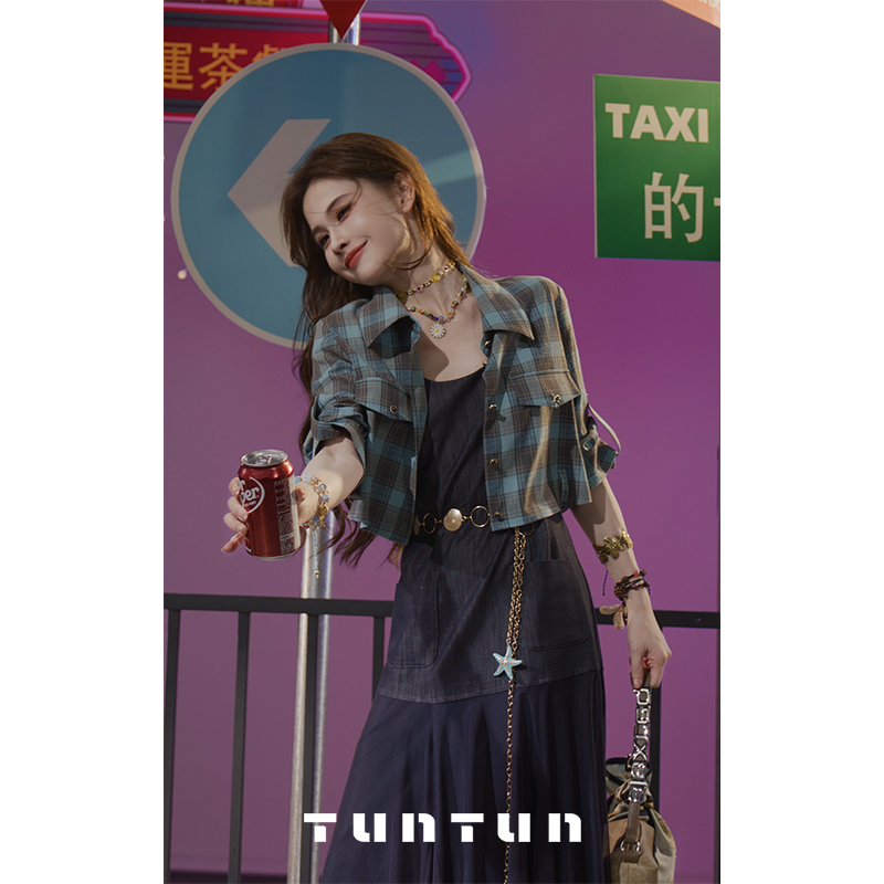 吞吞TUNT【蓝礁石 看着短短的穿上高高的】湖蓝格纹短衬衫