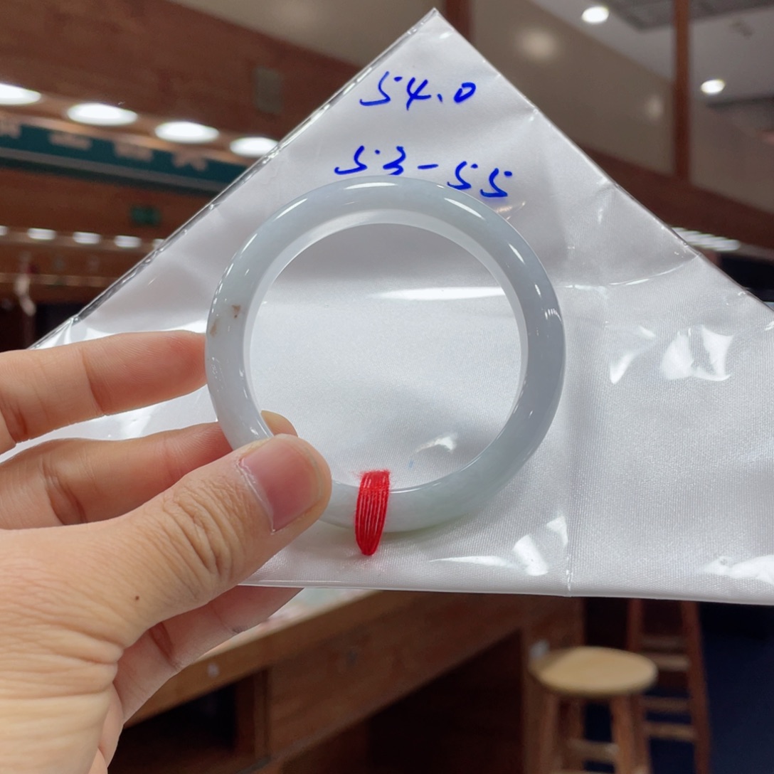 翡翠手镯未镶嵌买断