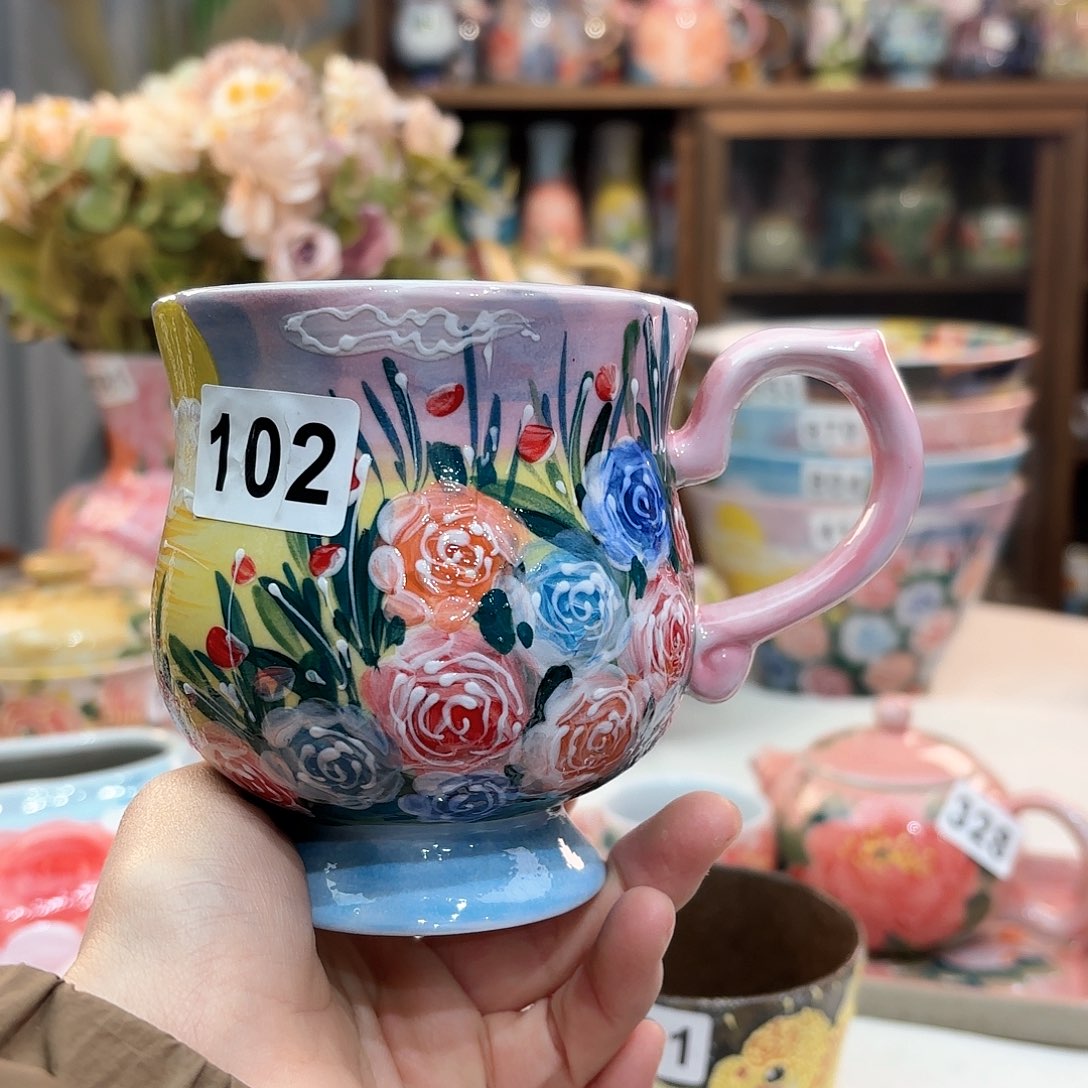 瓷片花****贵哈哈哈哈哈哈哈哈哈哈哈哈哈哈哈哈