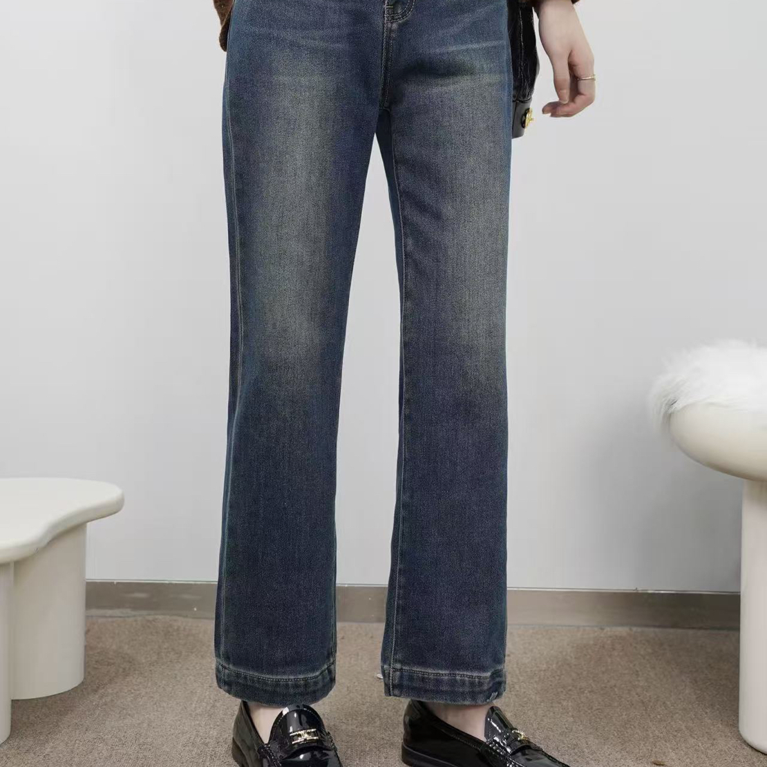 36773薄绒保暖高腰九分直筒牛仔裤