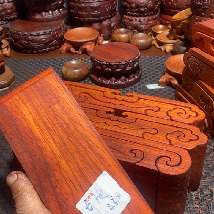 奇***石邵氏紫檀红花梨底座