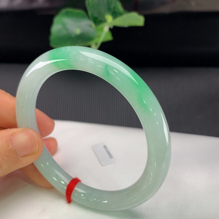 翡翠未镶嵌手镯圆条56