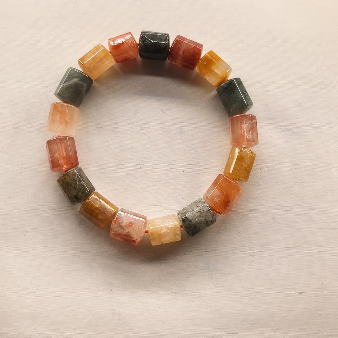 水晶手链未镶嵌彩兔桶珠