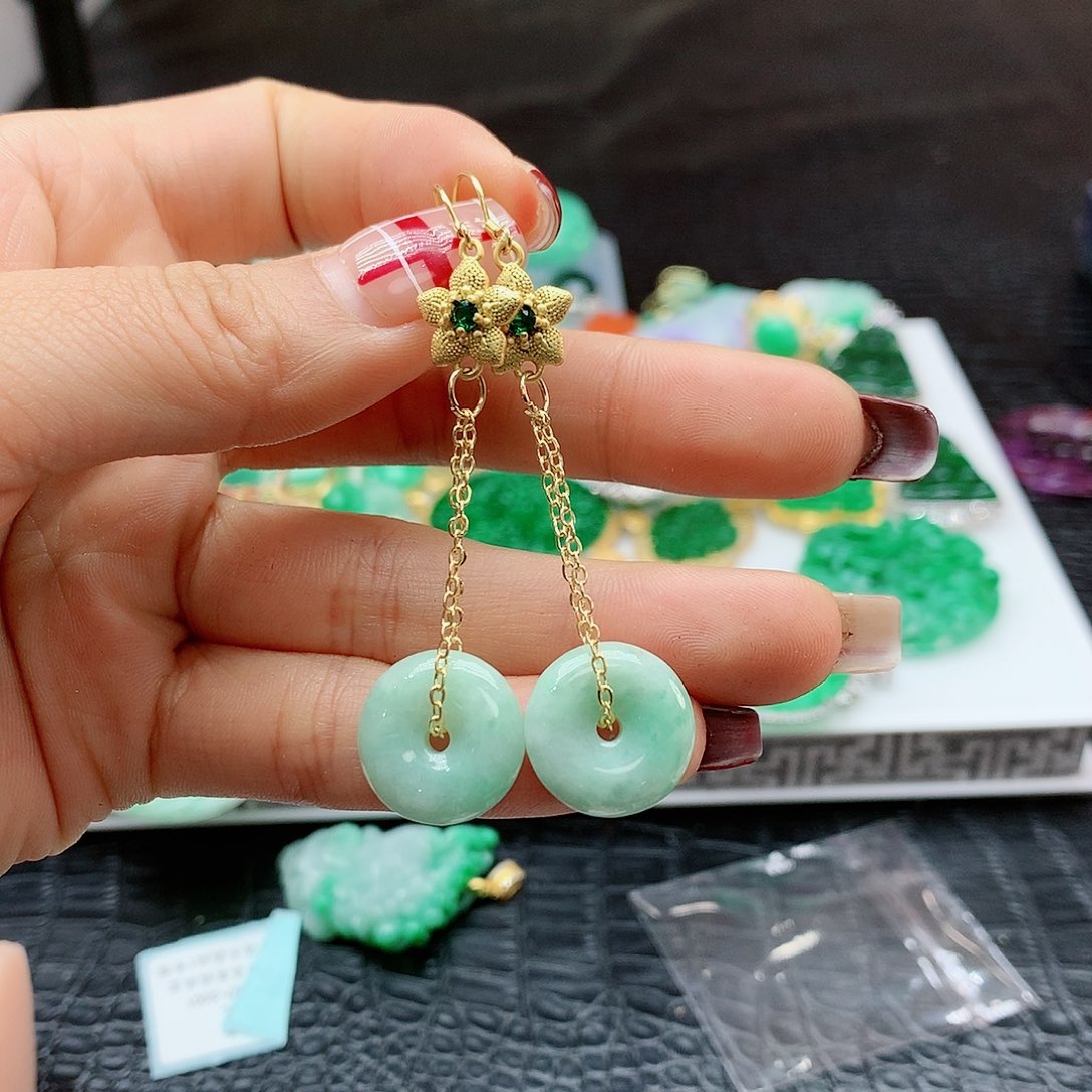 【闪购商品】翡翠耳饰未镶嵌，