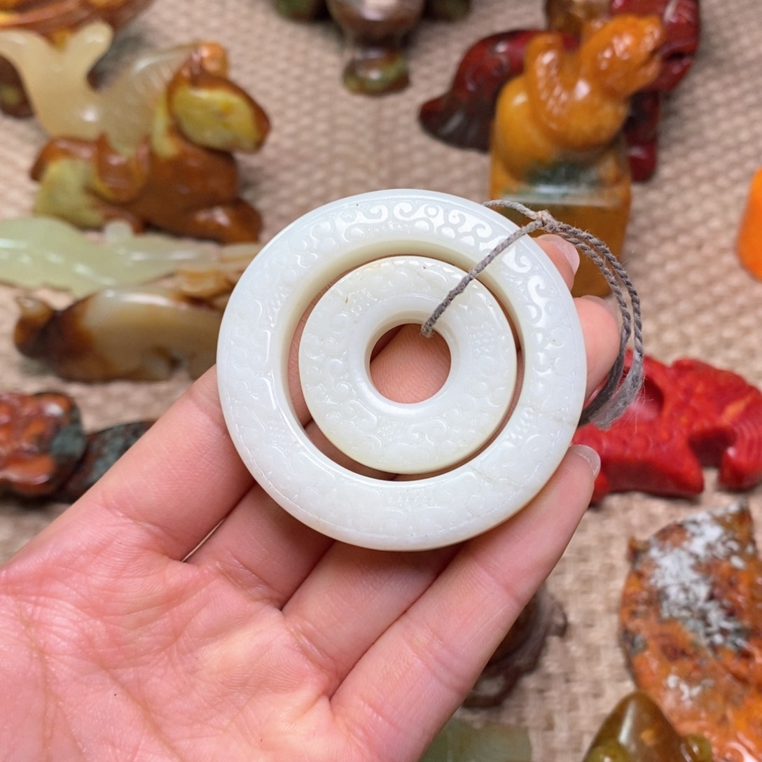 白玉菩提吊坠白玉菩提白玉菩提摆件
