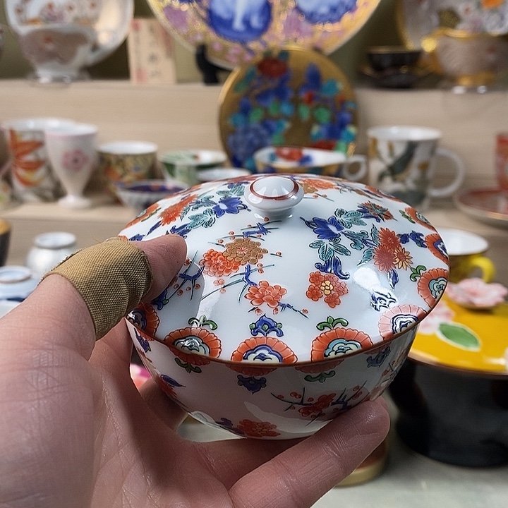 紫砂茶杯这个时候应该可以休息