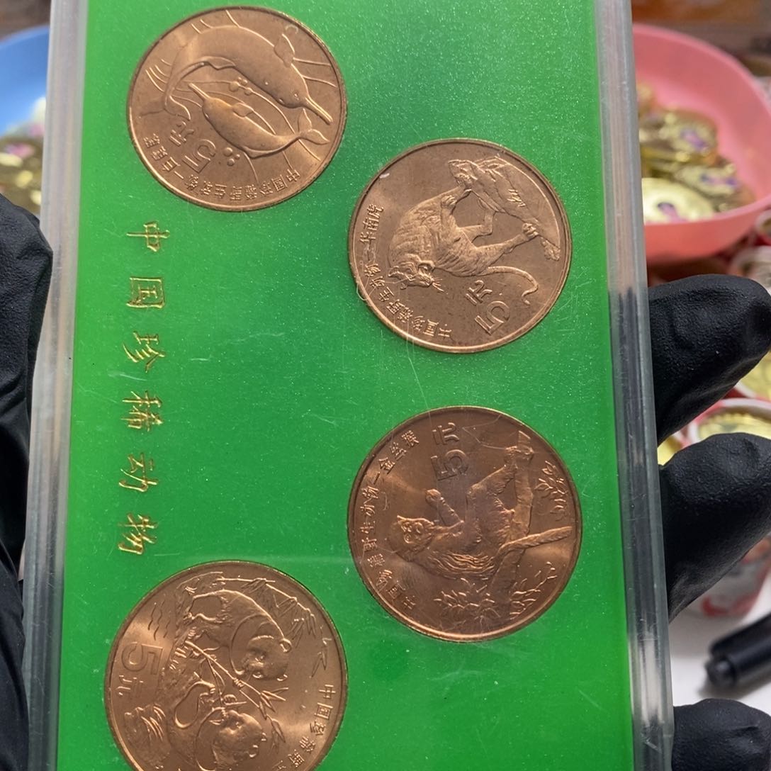 其他普通金属动物四枚一套