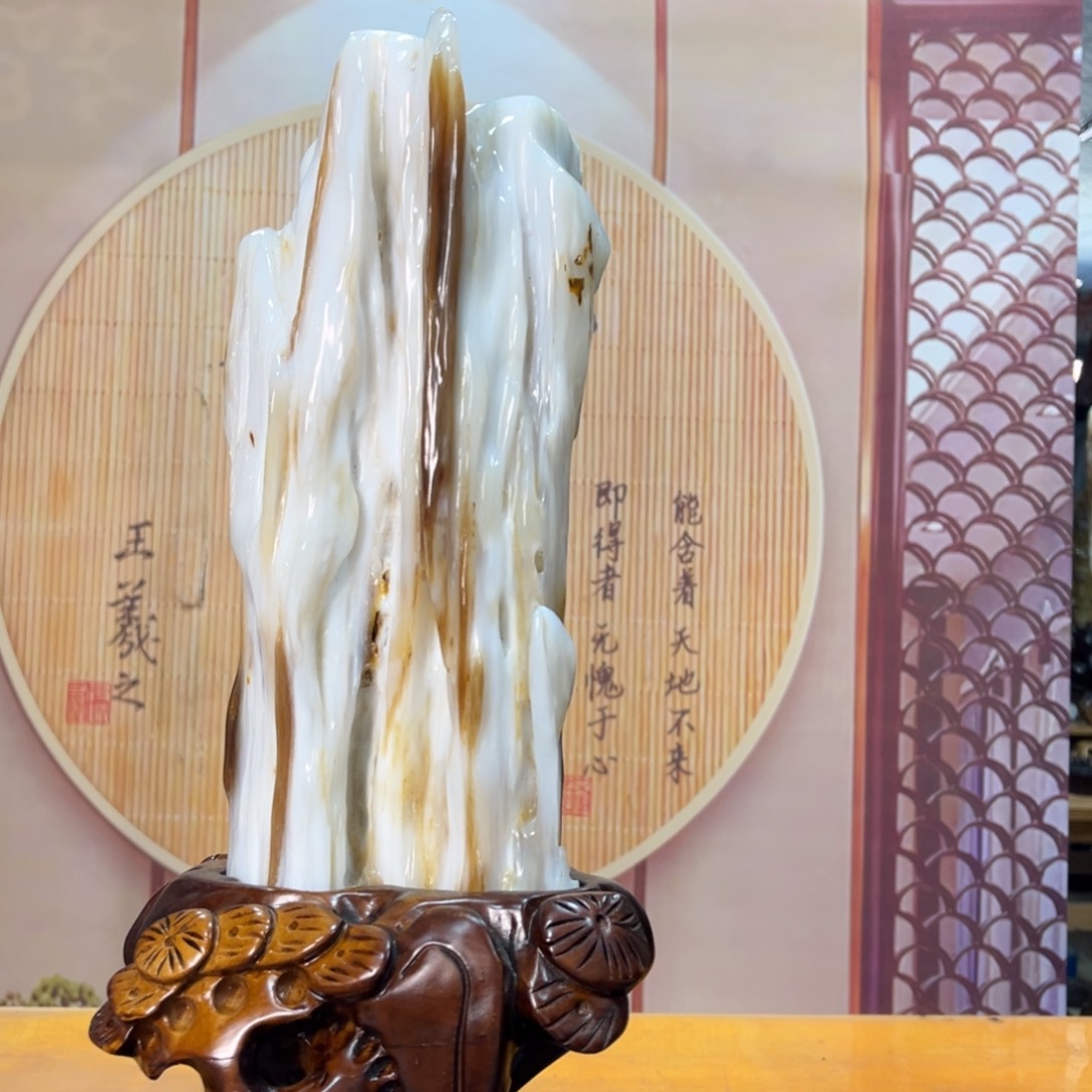 硅化玉（树化玉）未镶嵌摆件